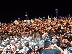 Los dos muertos fueron por paros cardíacos y no aplastamiento. Foto: Ale Casamayou, diario En Línea Olavarría. Los dos muertos fueron por paros cardíacos y no aplastamiento. Foto: Ale Casamayou, diario En Línea Olavarría.