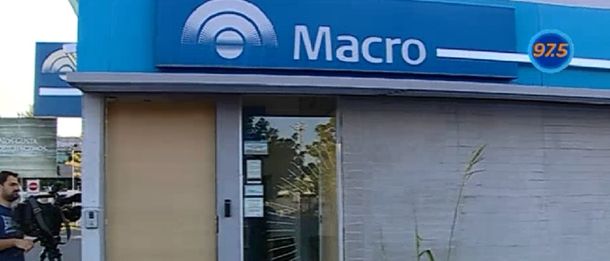 Delincuentes robaron $400 mil de un cajero en Munro disfrazados de payasos