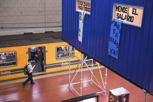Los Metrodelegados radicalizarán las medidas de fuerza por las suspensiones