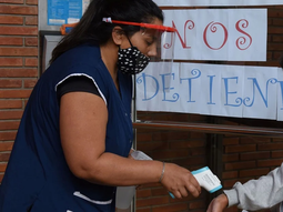 El Gobierno oficializó la canasta escolar a Precios Cuidados: hay barbijos y alcohol en gel