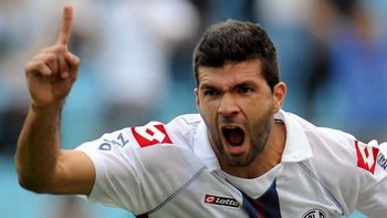 emanuel gigliotti es nuevo jugador de colon de santa fe emanuel gigliotti es nuevo jugador de colon de santa fe