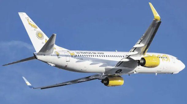 Flybondi en la mira: nuevas denuncias masivas por vuelos cancelados y demorados