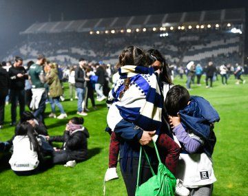 Represión en Gimnasia-Boca: piden testigos y víctimas de la violencia