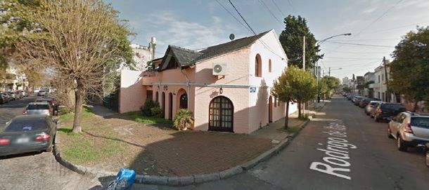 Tiraron el cuerpo de una mujer desde un auto en Villa Devoto