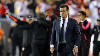 dunga exploto tras la derrota: brasil no fue eliminado dentro del futbol dunga exploto tras la derrota: brasil no fue eliminado dentro del futbol