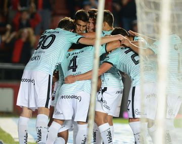 Colón derrotó a Tigre