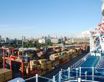 Buscan interpelar a Dietrich en el Congreso por una maniobra inmobiliaria en el puerto de Buenos Aires