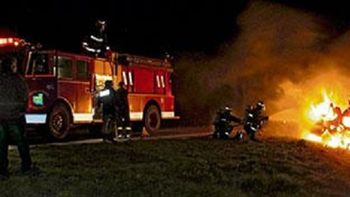 choque, explosion y muerte en una ruta de la pampa choque, explosion y muerte en una ruta de la pampa