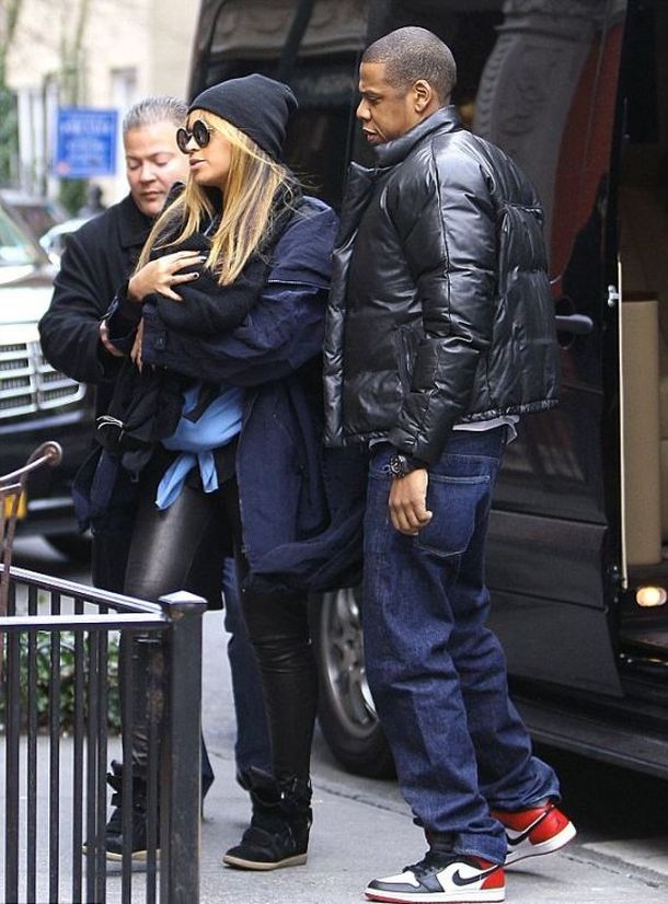 Beyonce breastfeeding 4