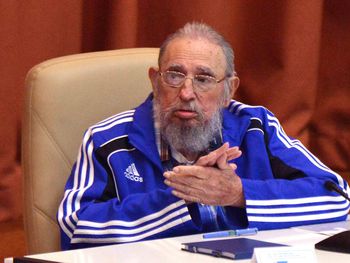 Entre críticas a EE.UU. y recuerdos, Fidel Castro celebró sus 90 años