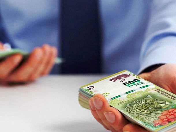 Créditos para todos y todas: el Gobierno apuesta a un 2023 con boom de consumo