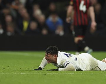 Alejo Véliz salió lesionado en el triunfo de Tottenham: el llanto desconsolador