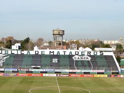Un jugador de Nueva Chicago fue asesinado tras robar una camioneta