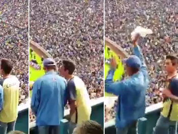 Conmovió a todos al relatarle un penal a su amigo no vidente en la cancha