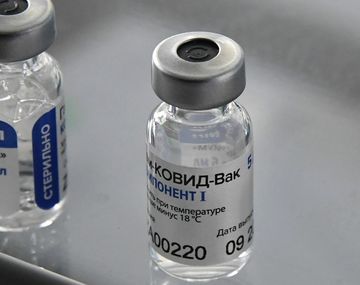 Rusia comenzó a probar en voluntarios la vacuna Sputnik Light