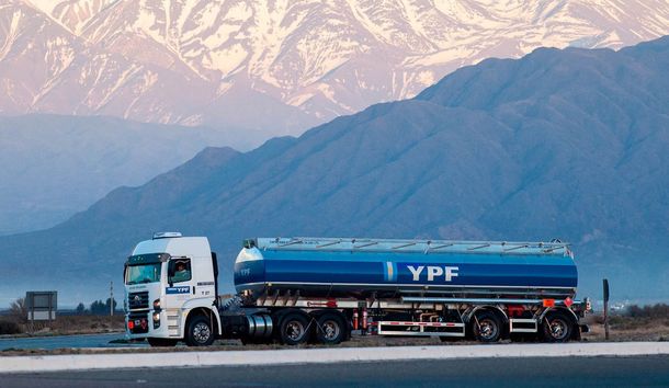 YPF aumenta las naftas un 3,5% desde este viernes