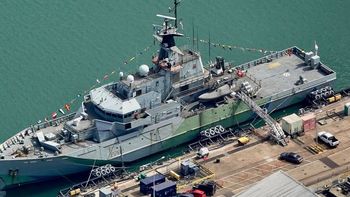 Los buques HMS Tyne, Severn y Mersey operan actualmente para la Royal Navy y estarían disponibles para Uruguay a partir de 2028. Los buques HMS Tyne, Severn y Mersey operan actualmente para la Royal Navy y estarían disponibles para Uruguay a partir de 2028.