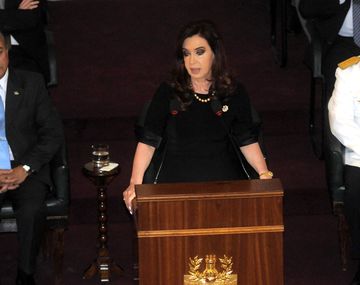 CFK: Seguiremos defendiendo la dignidad de la Nación