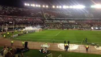 abrieron las puertas: el monumental se va llenando de hinchas de river abrieron las puertas: el monumental se va llenando de hinchas de river