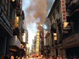 Se incendió un hotel del centro porteño: evacuaron a vecinos