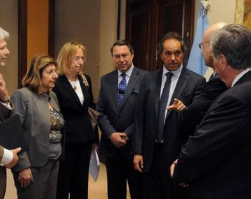 Scioli firma la autarquía económica para el Poder Judicial bonaerense