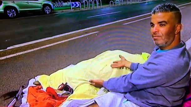 Niza: polémica en Francia por la entrevista a un hombre con el cadáver de su mujer al lado