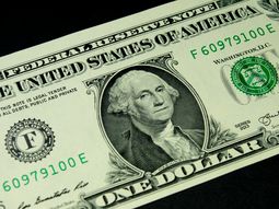 El mínimo anual del dólar en Uruguay fue el 28 de junio, a 39,07 pesos. El mínimo anual del dólar en Uruguay fue el 28 de junio, a 39,07 pesos.