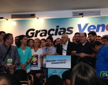 Triunfo de la oposición en las elecciones legislativas