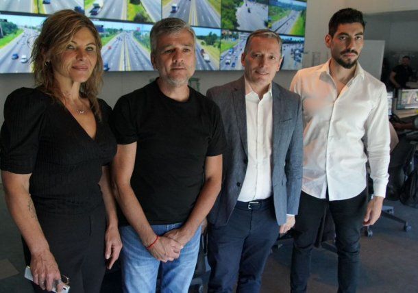 Fernando Grayse reunió con Facundo Moyano y Juan Zabaleta en el centro de monitoreo de AUBASA