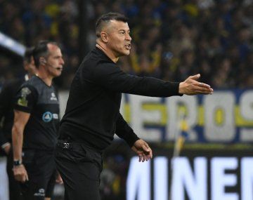 Almirón se hizo cargo de la derrota de Boca ante Estudiantes: Soy el máximo responsable