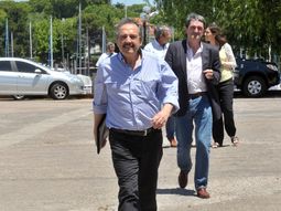 ricardo alfonsin: carrio esta mas cerca del pro que de unen ricardo alfonsin: carrio esta mas cerca del pro que de unen