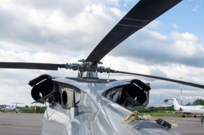 Fotos del helicóptero de Iván Duque después del atentado