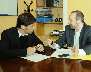 Kicillof participa de una asamblea de Clarín para tratar la readecuación del Grupo