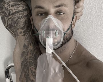 Murió por coronavirus un influencer que negaba la existencia del Covid-19