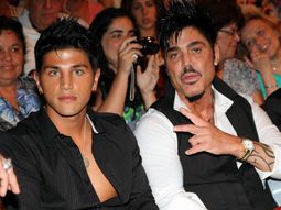 rodrigo diaz le compuso una emotiva cancion a ricardo fort rodrigo diaz le compuso una emotiva cancion a ricardo fort