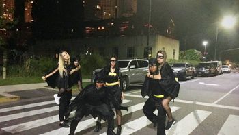 tres jugadores de boca celebraron halloween vestidos de batman tres jugadores de boca celebraron halloween vestidos de batman