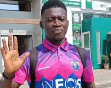 Un futbolista se desplomó y murió en el campo de juego