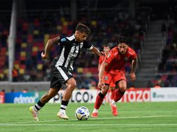 gimnasia (m) abre la jornada ante central cordoba con la mision de empezar sumando