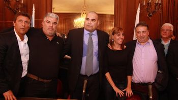 chilavert fue reconocido por la legislatura portena y pidio a macri para presidente chilavert fue reconocido por la legislatura portena y pidio a macri para presidente