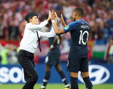 Créditos; @pussyrrriot