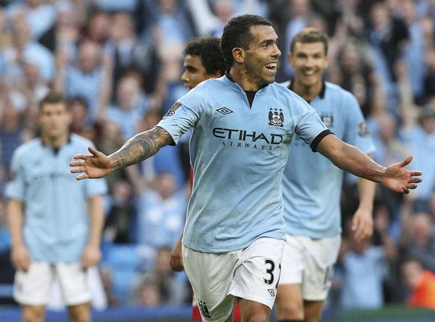 Otro gol de Tevez para la victoria del City al Queens Park