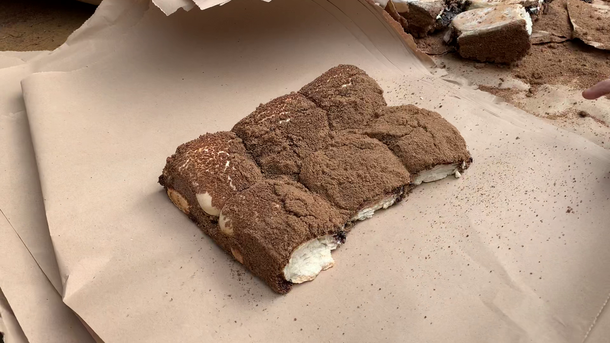 Una panadería que hace la más rica del país prepara la fiesta de la Torta Negra