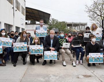 Nueva entrega de netbooks Conectar Igualdad en Morón