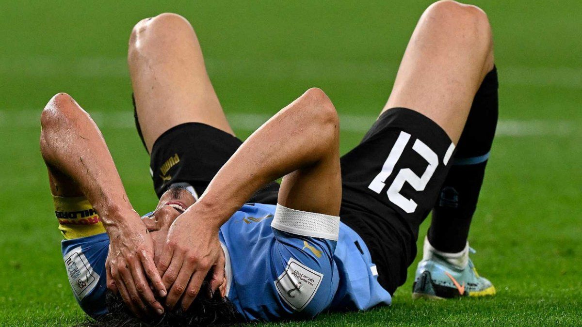 Jugadores uruguayos acusados de conducta ofensiva por altercado con árbitro  en Qatar