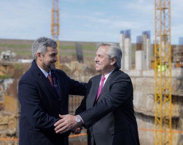 Alberto Fernández y Mario Abdo Benítez recorrieron las obras de ampliación de Yacyretá