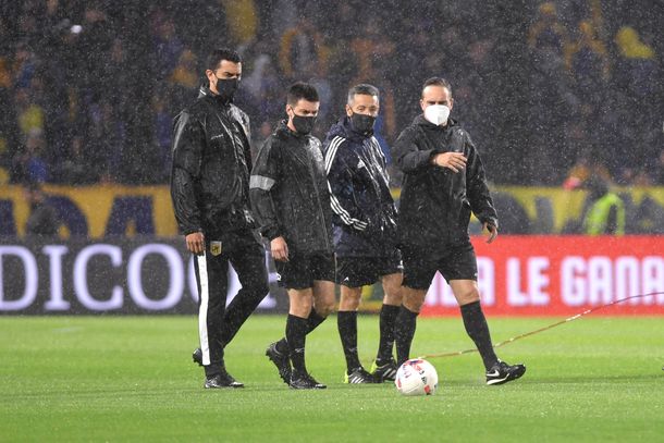 Boca-Newells se suspendió por lluvia
