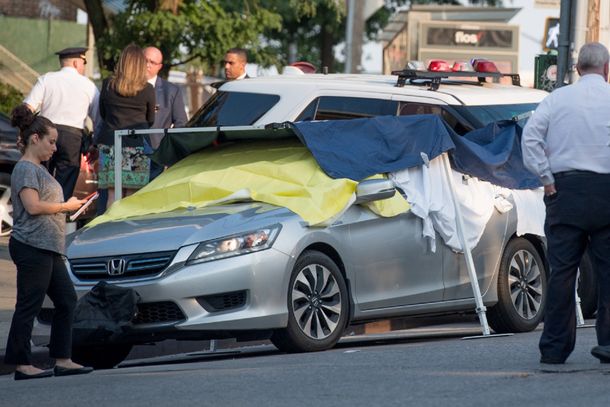 Se olvidó a sus bebes en el auto y horas después los encontró muertos. Foto: The New York Post.