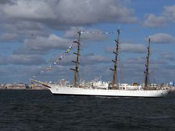 la fragata libertad llego a mar del plata la fragata libertad llego a mar del plata