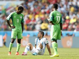 la seleccion sufre: ¿el kun agüero se queda afuera del mundial? la seleccion sufre: ¿el kun agüero se queda afuera del mundial?
