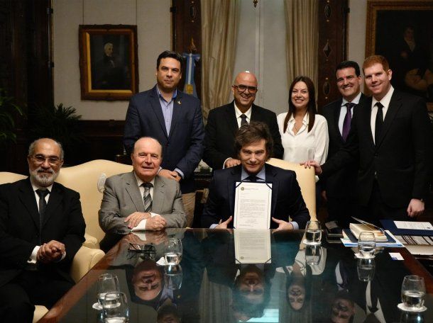 Declararon a Javier Milei economista del año: dónde y por qué motivo